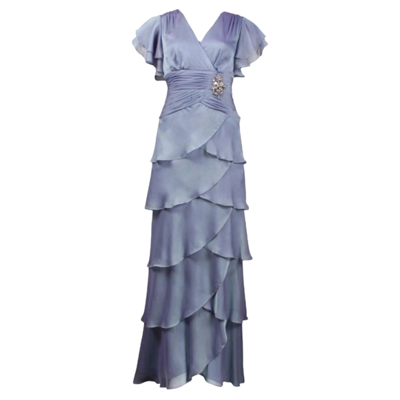 Adrianna Papell Dresses & Skirts - Adrianna Pappel Layered Dress 6P
